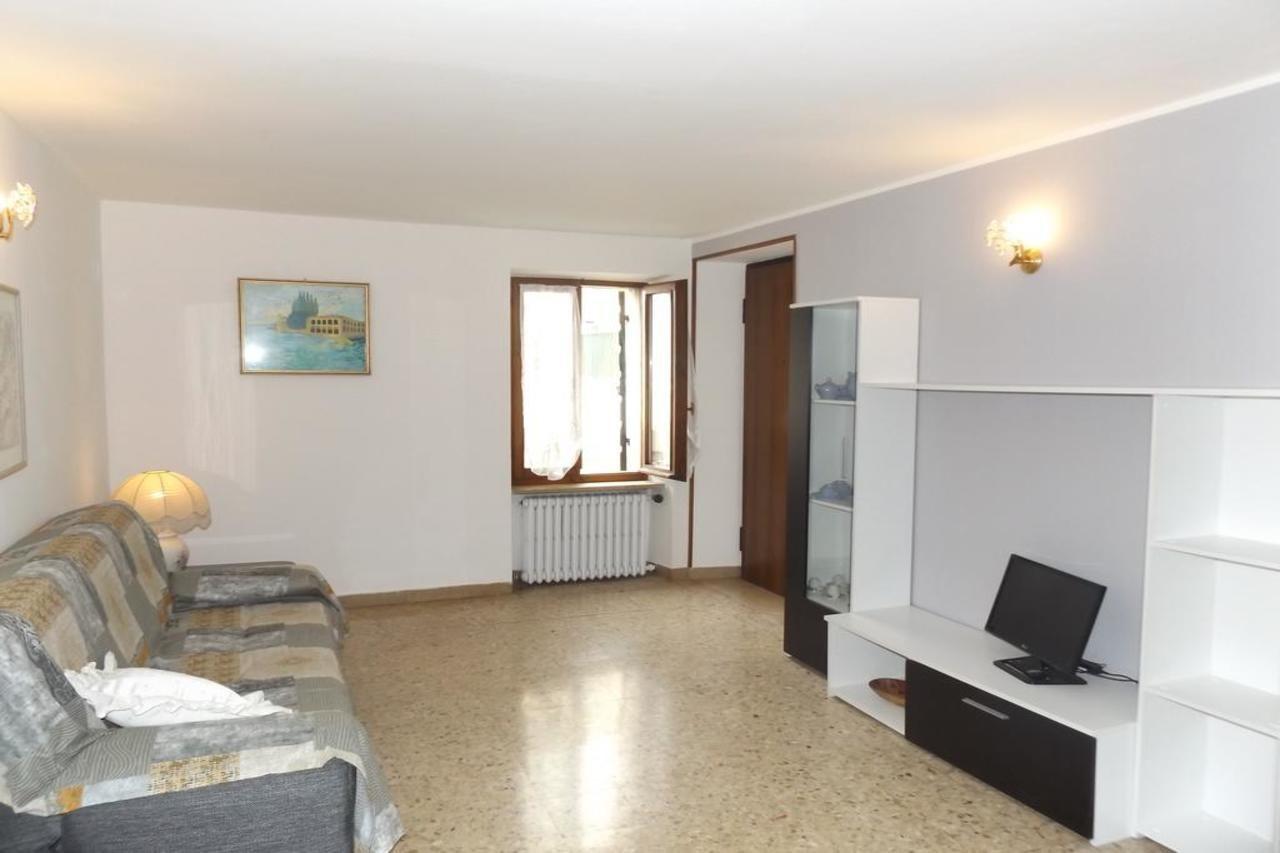 Appartamento Casa Glicine Garda  Esterno foto